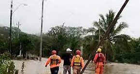  Continúan rescates por inundaciones en Chiriquí