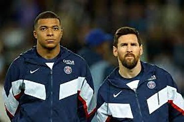 Messi dice que evita hablar con Mbappé sobre Catar pero se llevan bien