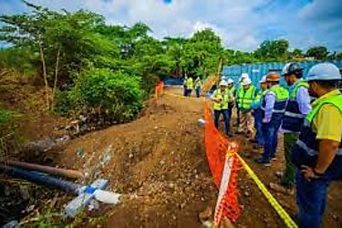 Saneamiento de Panamá supervisa obras de mejoras al sistema de alcantarillado sanitario en ciudad capital que superan el millón en inversión